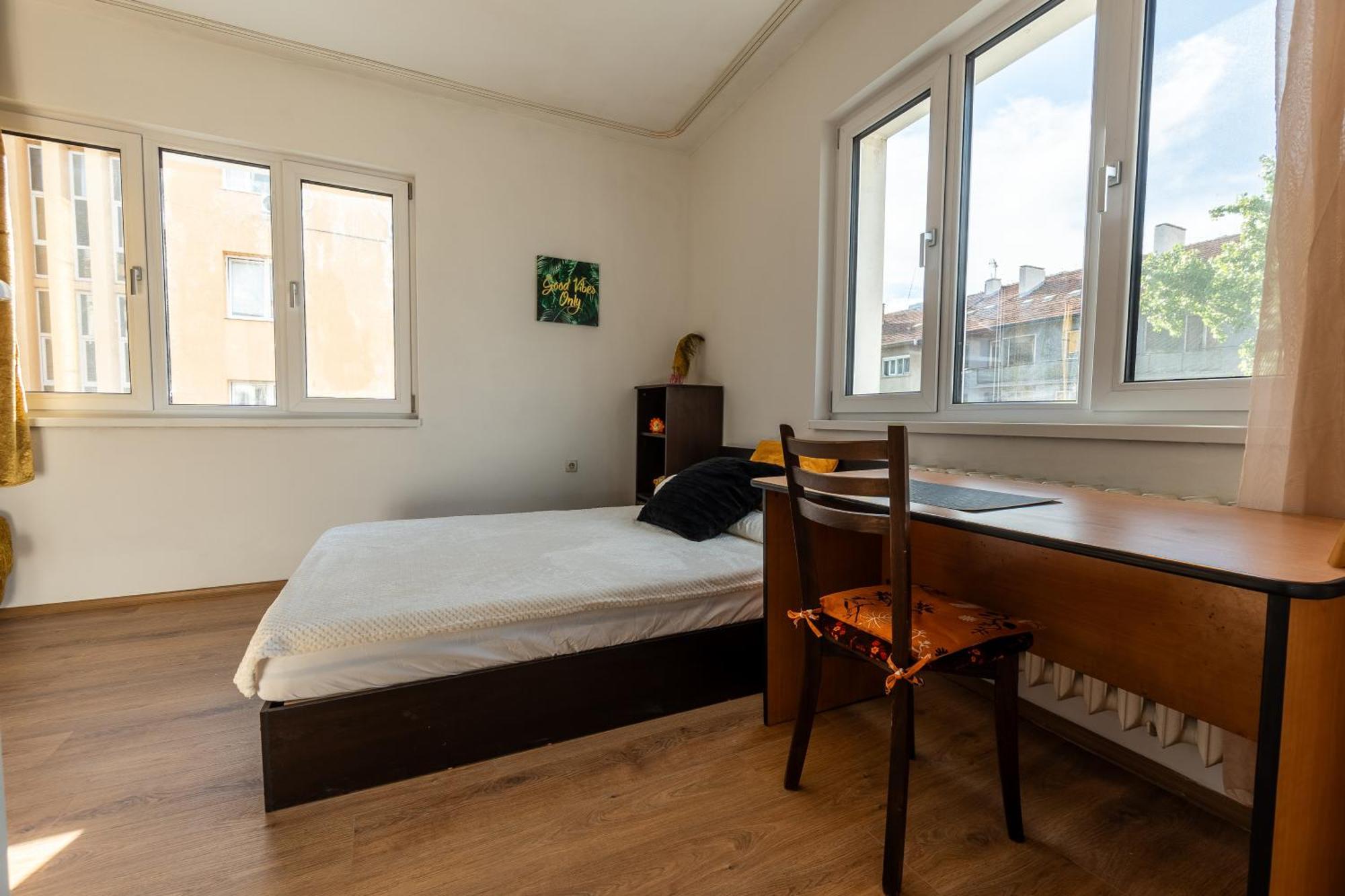 3-br Διαμέρισμα *